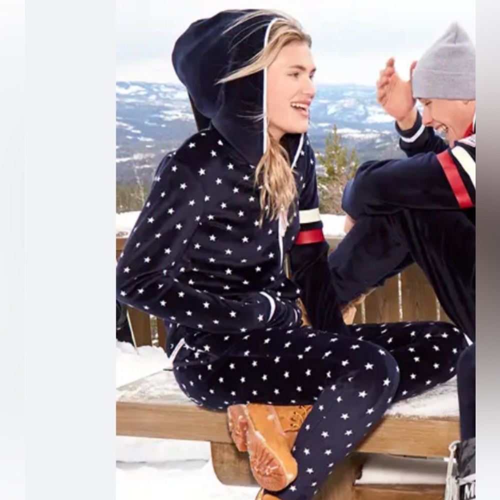 OnePiece Apres Ski Star 2.0 Navy Velvet Onesie Medium